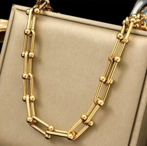 18K Gold Plated U Link Stainless Steel Horseshoe Chain Necklace